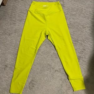 PopFlex Crisscross Hourglass Leggings size Large in the color Lime (Neon Green)